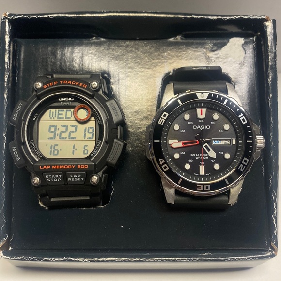 Casio Mens Work & Play Watch Set - Picture 1 of 7